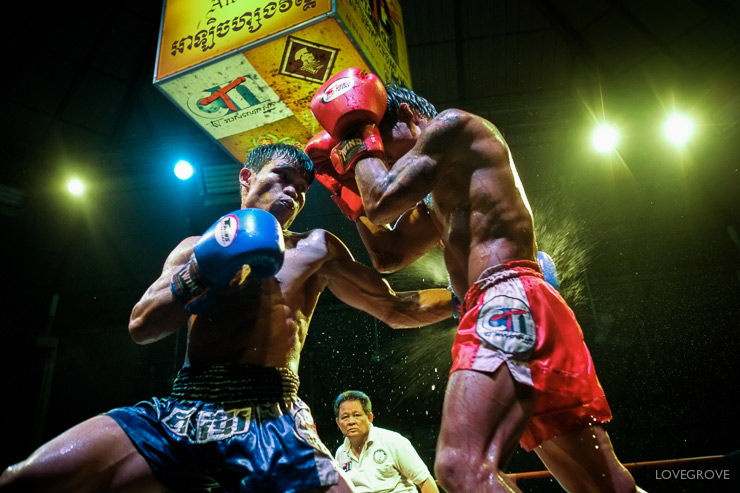 Kick boxing in Cambodia ~ Fuji X-Pro1